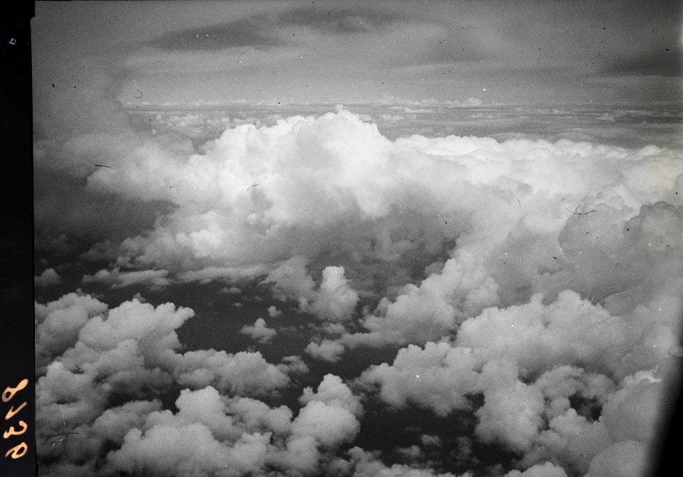 ETH-BIB-Wolken-Inlandflüge-LBS MH01-008136