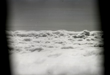 ETH-BIB-Wolken-Aufnahmen-Inlandflüge-LBS MH05-90-36