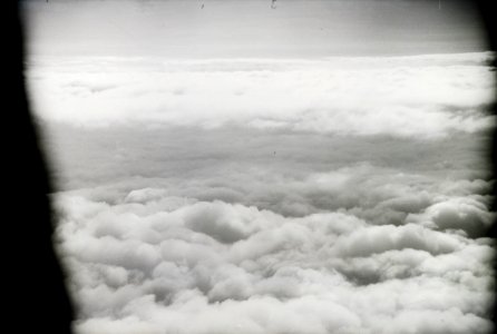 ETH-BIB-Wolken-Aufnahmen-Inlandflüge-LBS MH05-90-40
