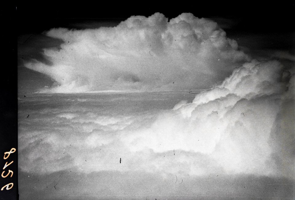 ETH-BIB-Wolken-Inlandflüge-LBS MH01-008126