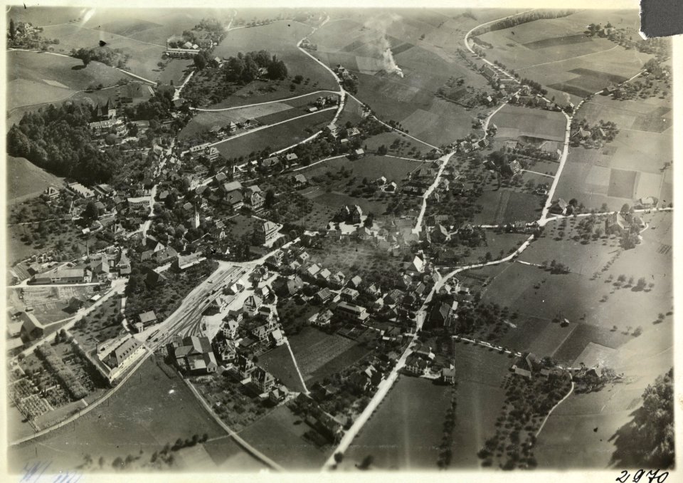 ETH-BIB-Worb aus 500 m-Inlandflüge-LBS MH01-002970-AL