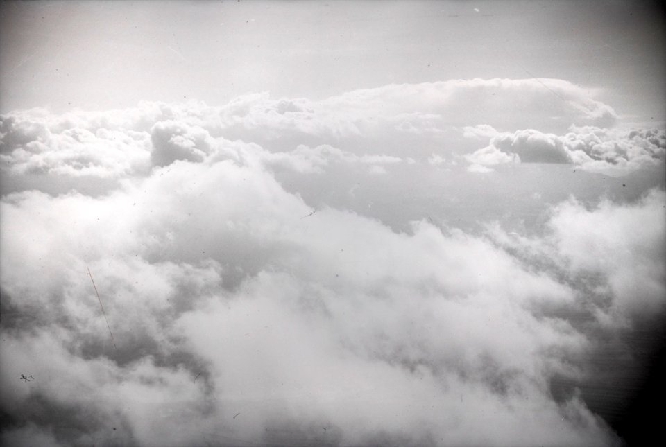ETH-BIB-Wolken-Aufnahmen-Inlandflüge-LBS MH05-91-03