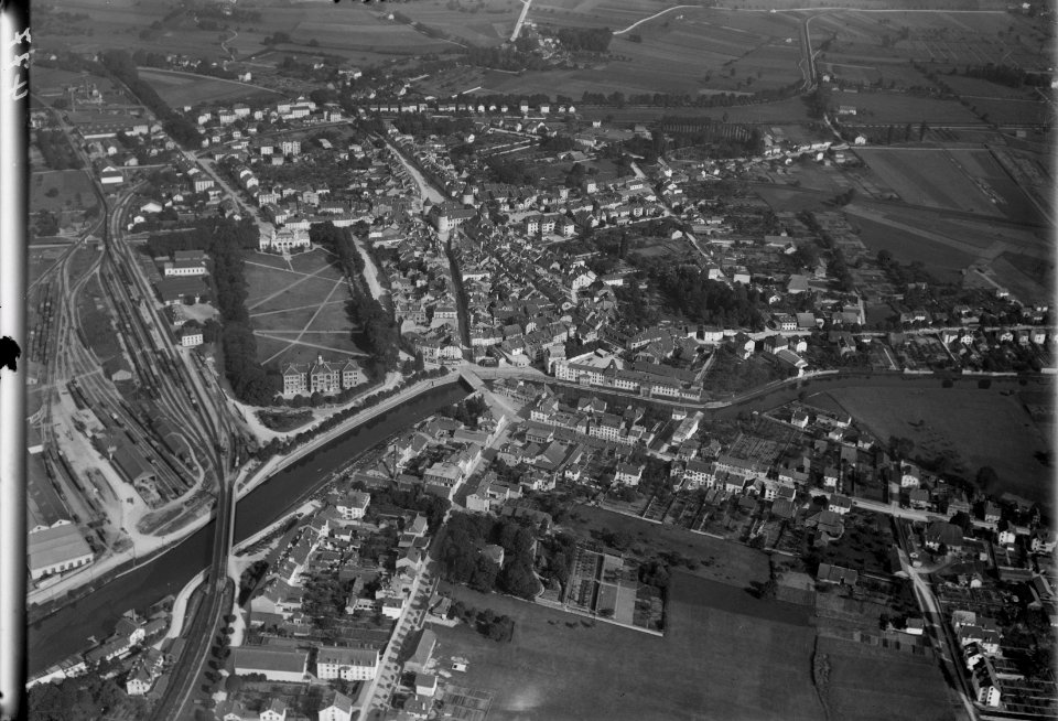 ETH-BIB-Yverdon v. N. W. aus 900 m-Inlandflüge-LBS MH01-000477