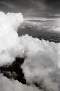 ETH-BIB-Wolken-Aufnahmen-Inlandflüge-LBS MH05-91-31