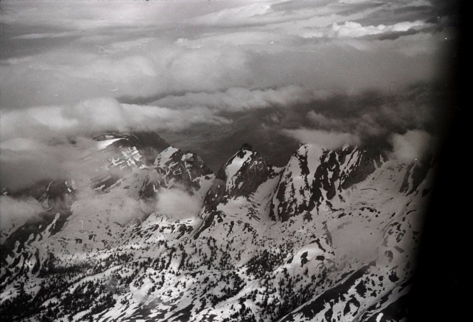 ETH-BIB-Wolken-Aufnahmen-Inlandflüge-LBS MH05-91-35