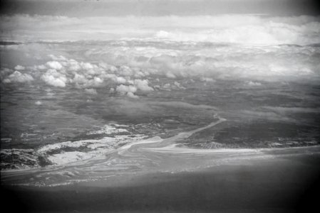 ETH-BIB-Wolken-Aufnahmen-Inlandflüge-LBS MH05-91-51