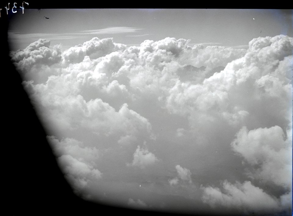 ETH-BIB-Wolkenmeer-Inlandflüge-LBS MH01-007344