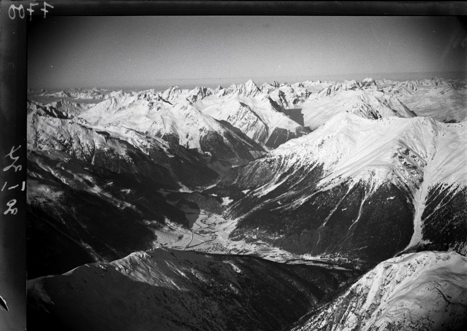 ETH-BIB-Zernez-Inlandflüge-LBS MH01-007700