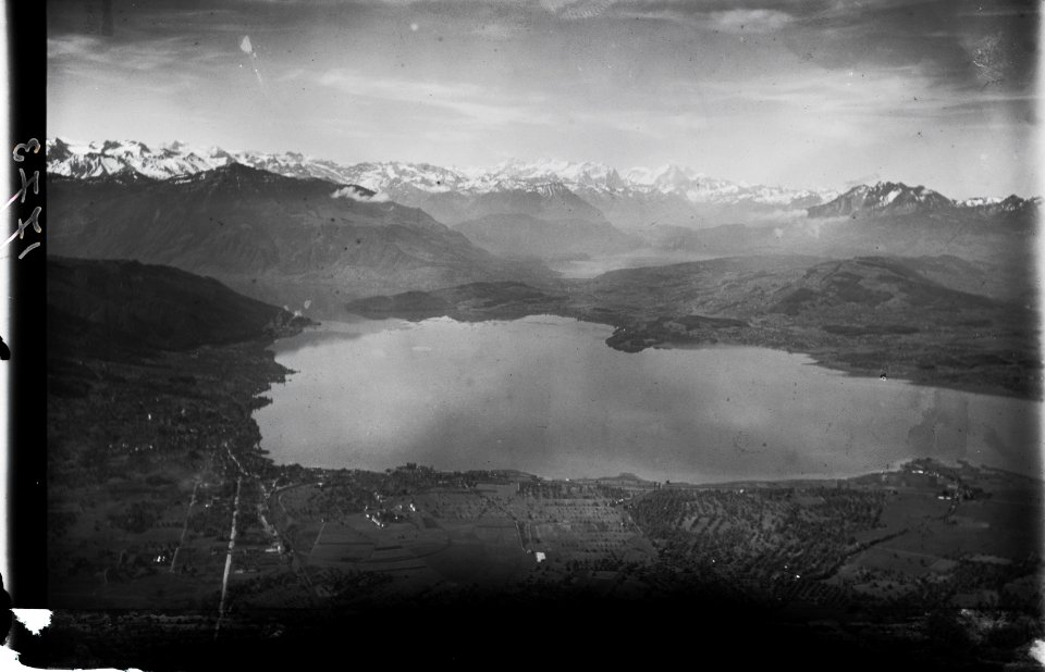 ETH-BIB-Zug mit Zugersee, Rigi, Vierwaldstättersee v. N. aus 1000 m-Inlandflüge-LBS MH01-001773