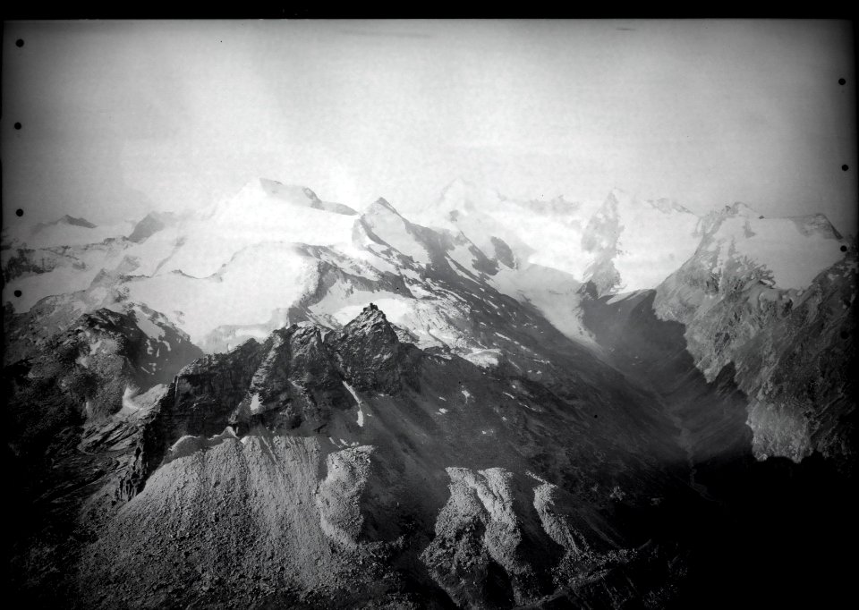 ETH-BIB-Zervreilahorn, Güferhorn, Rheinwaldhorn v. N. aus 3400 m-Inlandflüge-LBS MH01-007820
