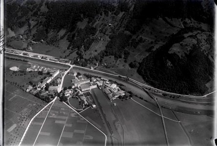 ETH-BIB-Ziegelbrücke aus 800 m-Inlandflüge-LBS MH01-002110