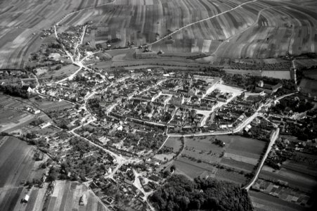 ETH-BIB-Zistersdorf-Weitere-LBS MH02-30-0001 photo