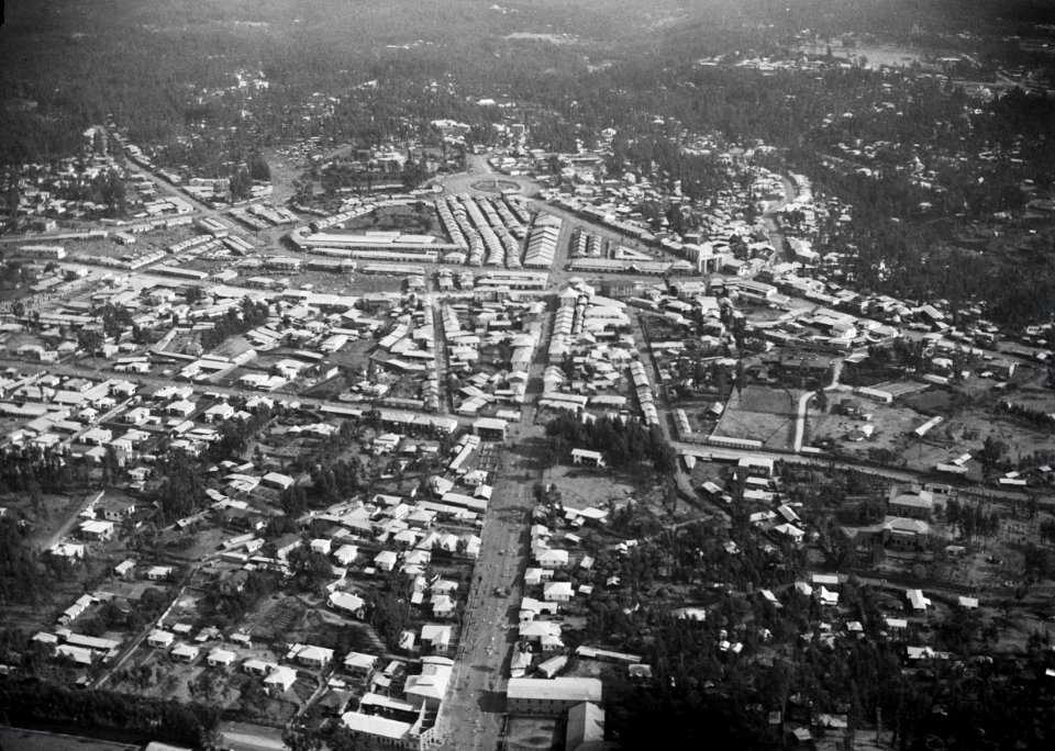 ETH-BIB-Zentrum von Addis Abeba aus der Luft-Abessinienflug 1934-LBS MH02-22-0223