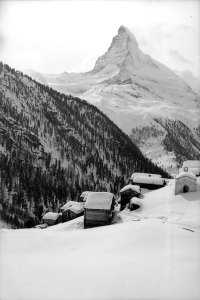 ETH-BIB-Zermatt, Matterhorn, Standaufnahme-Inlandflüge-LBS MH05-85-05