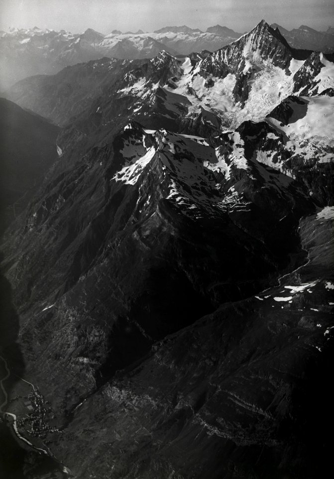 ETH-BIB-Zermatt, Weisshorn, Äschhorn, Mettelhorn v. S. aus 5000 m-Inlandflüge-LBS MH01-002003