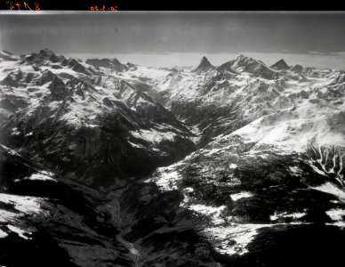 ETH-BIB-Zermattertal, Matterhorn, Mischabelhörner, Weisshorn-Inlandflüge-LBS MH01-008172