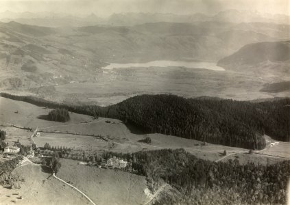 ETH-BIB-Zugerberg, Unterägeri, Ägerisee, Felsenegg, Schönfels v. W. S. W.-Inlandflüge-LBS MH01-004931