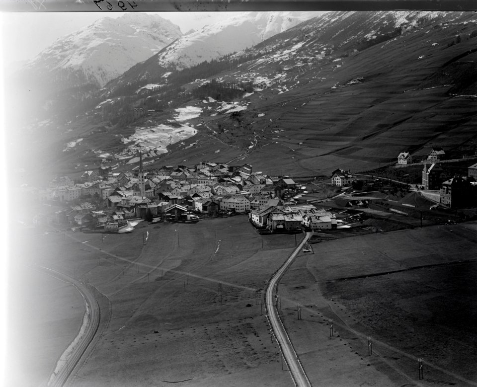ETH-BIB-Zuoz v. N. O.-Inlandflüge-LBS MH01-004967