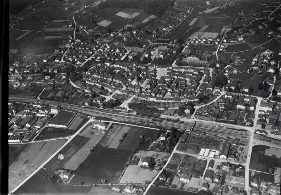 ETH-BIB-Zofingen v. W. aus 500 m-Inlandflüge-LBS MH01-000506