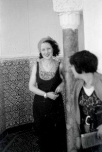 ETH-BIB-Zwei Frauen in Algerien-Nordafrikaflug 1932-LBS MH02-13-0138