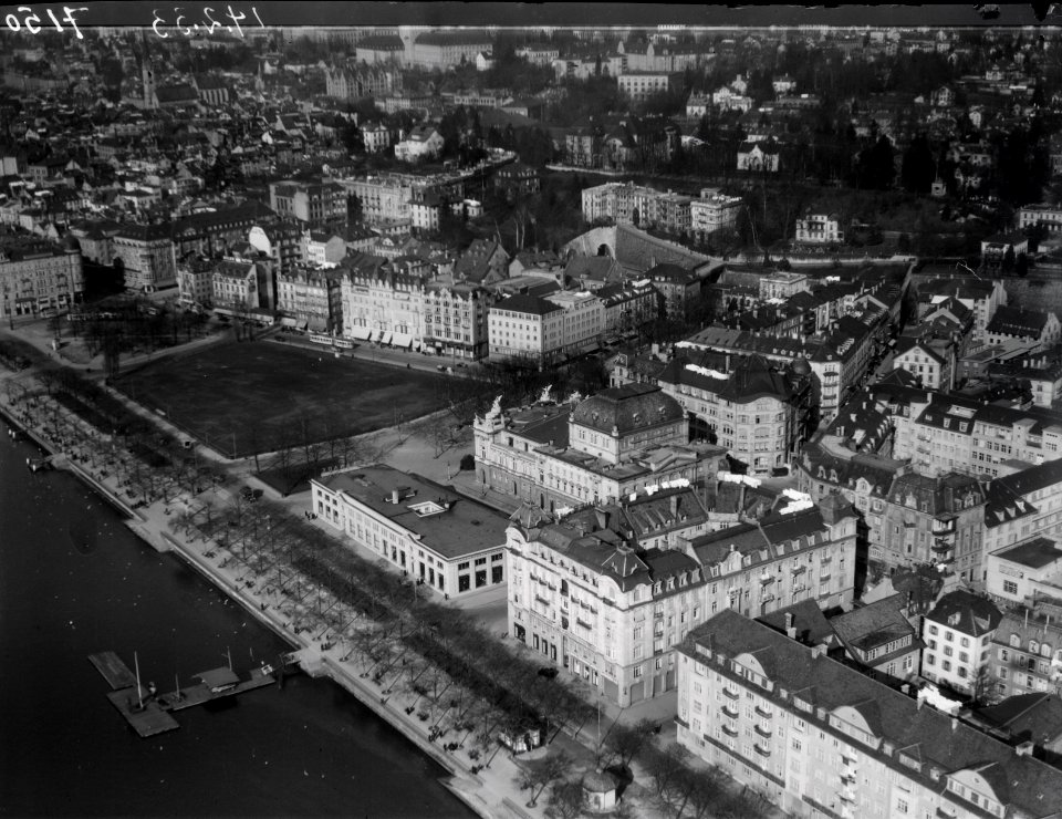 ETH-BIB-Zürich, Bellevue, Sechseläutenplatz, Oper-Inlandflüge-LBS MH01-007150