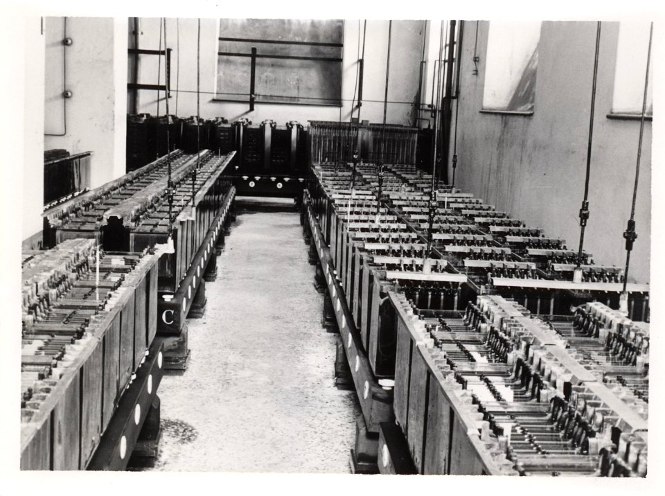 ETH-BIB-Zürich, ETH Zürich, Altes Physikgebäude, Grosser Batterieraum-Ans 02387