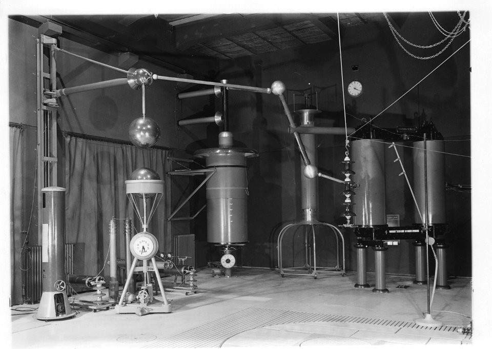 ETH-BIB-Zürich, ETH Zürich, Altes Physikgebäude, Abteilung für Elektrotechnik, Hochspannungslaboratorium-Ans 02377