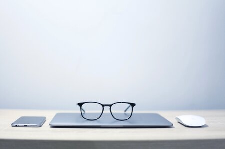Mouse table minimalism