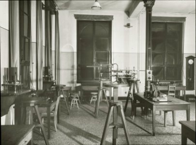 ETH-BIB-Zürich, ETH Zürich, Altes Physikgebäude, Elektrotechnisches Labor (PH 12d)-Dia 260-006
