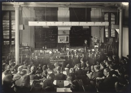 ETH-BIB-Zürich, ETH Zürich, Altes Physikgebäude, Grosser Hörsaal (PH 6c)-Ans 00458