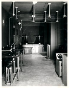 ETH-BIB-Zürich, ETH Zürich, Altes Physikgebäude, Institut für Elektrotechnik, Hochspannungsraum-Ans 00593