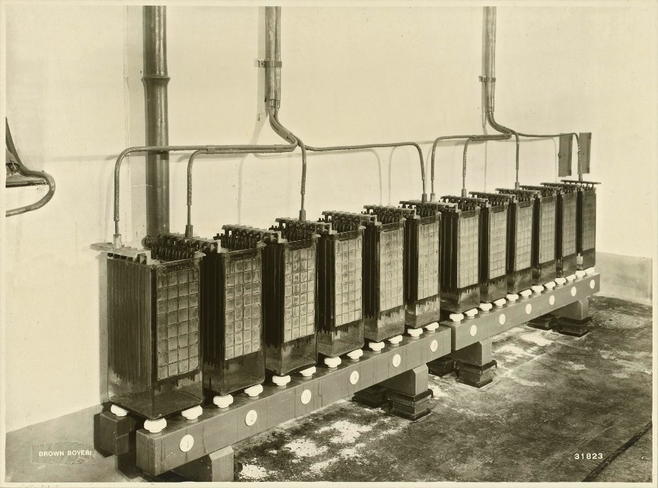 ETH-BIB-Zürich, ETH Zürich, Altes Physikgebäude, Neuer Akkumulatorenraum-Ans 05436-018-AL-FL