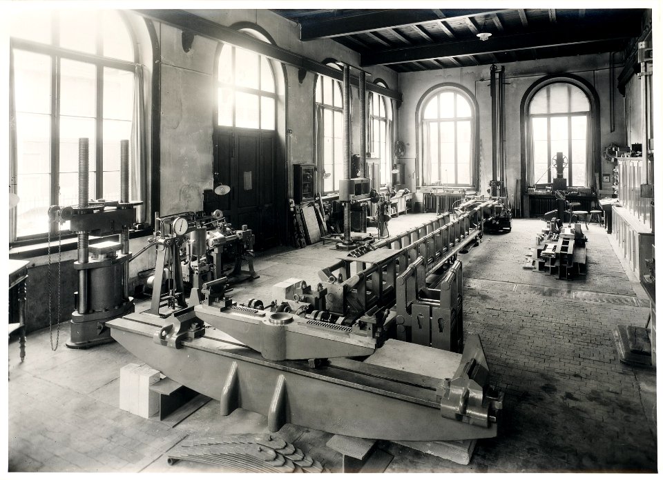 ETH-BIB-Zürich, ETH Zürich, Eidgenössische Materialprüfungs- und Forschungsanstalt (EMPA), Grosser Maschinensaal-Ans 04835