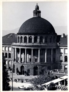 ETH-BIB-Zürich, ETH Zürich, Hauptgebäude (HG), Fassade Ost, Mittelrisalit-Ans 00026