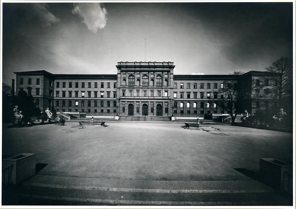 ETH-BIB-Zürich, ETH Zürich, Hauptgebäude (HG), Fassade West-Ans 00191