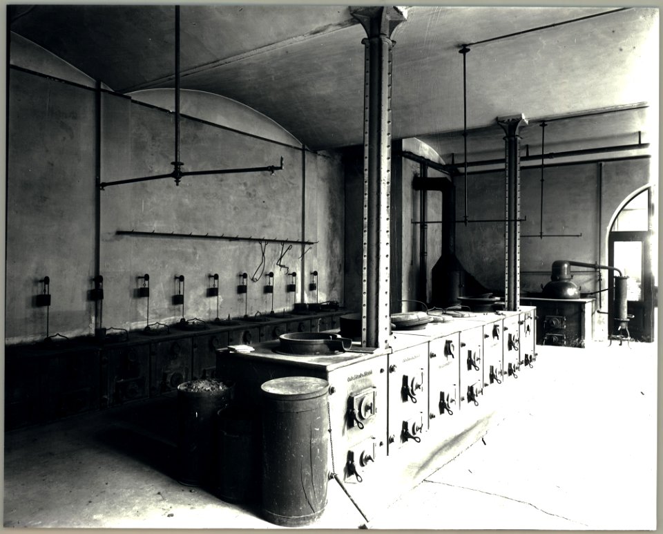 ETH-BIB-Zürich, ETH Zürich, Chemiegebäude (CAB), Schmelzraum-Ans 00486