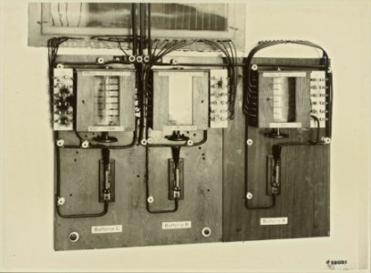 ETH-BIB-Zürich, ETH Zürich, Altes Physikgebäude, Korridor des Kellers-Ans 05436-008-AL-FL