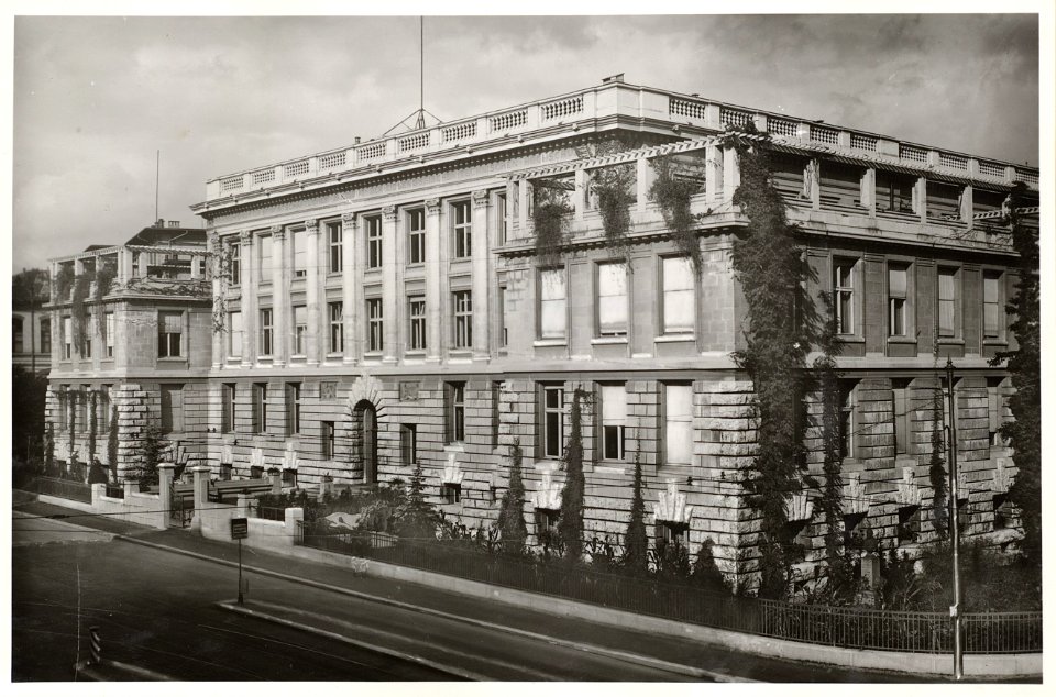 ETH-BIB-Zürich, ETH Zürich, Land- und Forstwirtschaftliches Institut, Westbau (LFW), Fassade Süd-West-Ans 03015-012