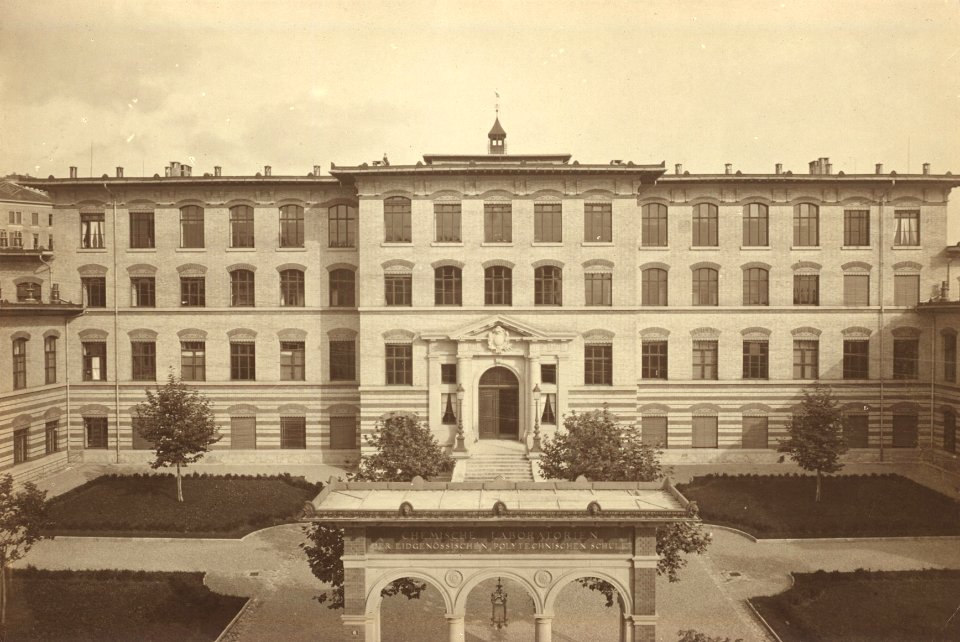 ETH-BIB-Zürich, ETH Zürich, Chemiegebäude (CAB), Westfassade-Ans 00131