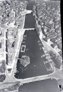 ETH-BIB-Zürich, Quaibrücke, Bauschänzli, Grossmünster, Gemüsebrücke-Inlandflüge-LBS MH01-006023