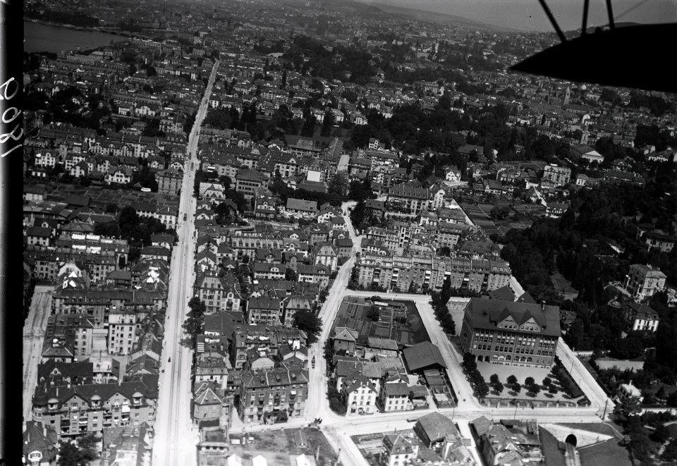 ETH-BIB-Zürich, Seefeldstrasse, Neumünsterquartier-Inlandflüge-LBS MH01-001809
