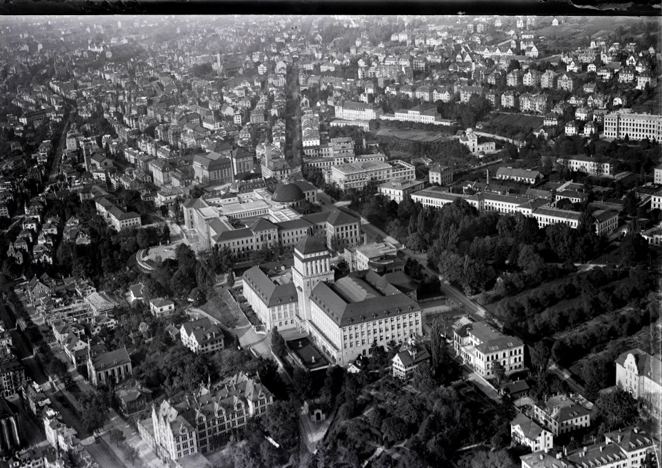 ETH-BIB-Zürich, Universität, ETH Zürich aus 250 m-Inlandflüge-LBS MH01-005002