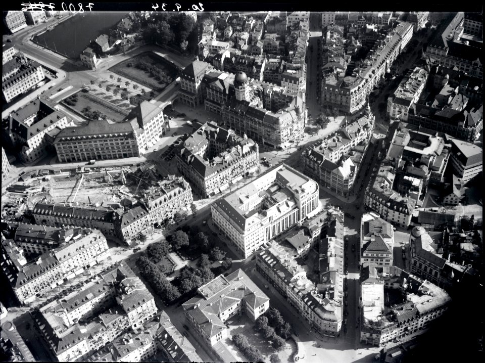 ETH-BIB-Zürich, Urania, Jelmoli aus 200 m-Inlandflüge-LBS MH01-007800