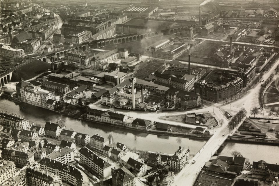 ETH-BIB-Zürich, Löwenbräuareal und Escher-Wyss-Platz-Inlandflüge-LBS MH03-1387