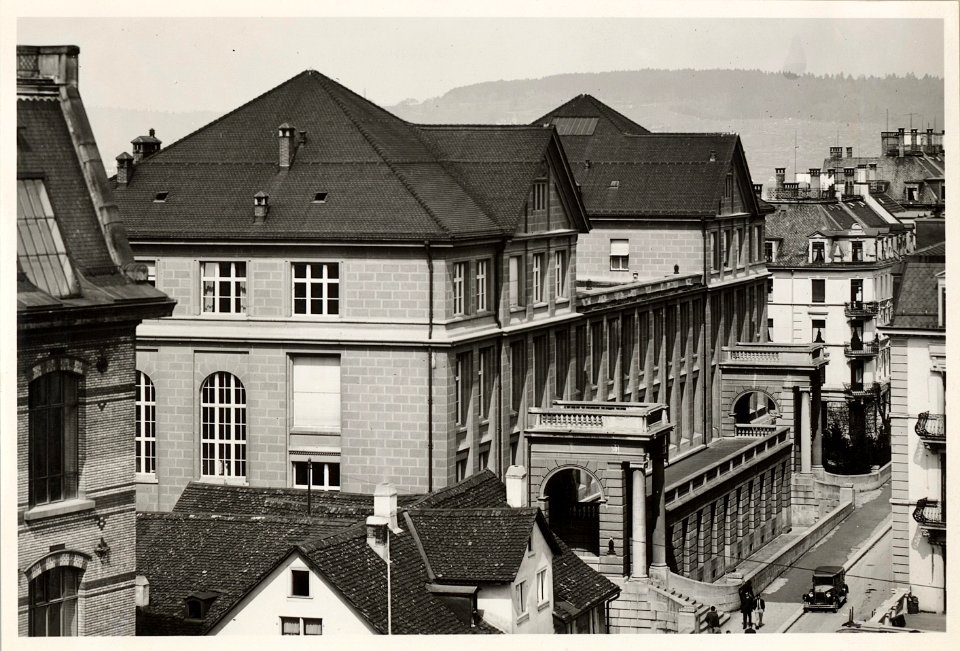 ETH-BIB-Zürich, ETH Zürich, Naturwissenschaftliches Gebäude, Ostbau, Fassade Ost, Eingang Sonneggstrasse-Ans 00452