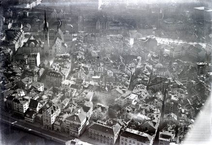 ETH-BIB-Zürich, Predigerkirche, Neumarkt, Obere und untere Zäune-Inlandflüge-LBS MH01-005984