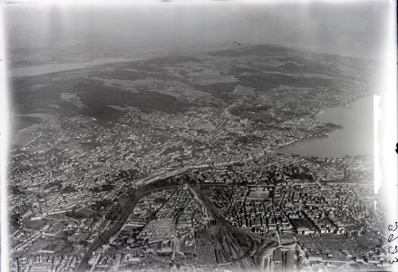 ETH-BIB-Zürich, Übersicht mit Pfannestil, Greifensee aus 1500 m-Inlandflüge-LBS MH01-002923