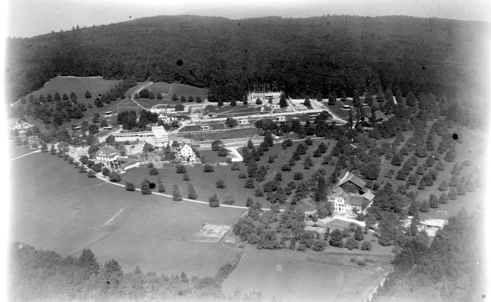 ETH-BIB-Zürich, Zoo aus 100 m-Inlandflüge-LBS MH01-006384