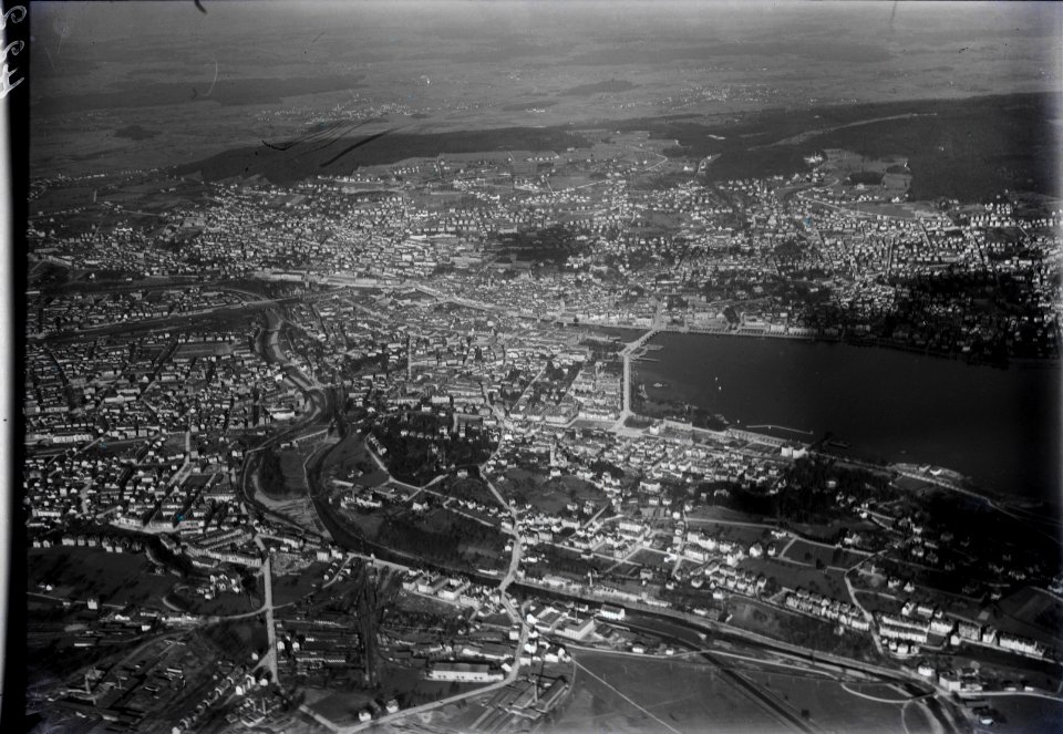 ETH-BIB-Zürich, Zürichberg aus 3200 m-Inlandflüge-LBS MH01-000422