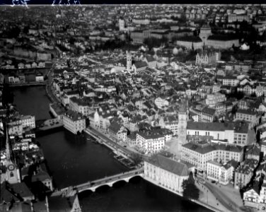 ETH-BIB-Zürich-Altstadt, Grossmünster, Limmatquai-Inlandflüge-LBS MH01-007152